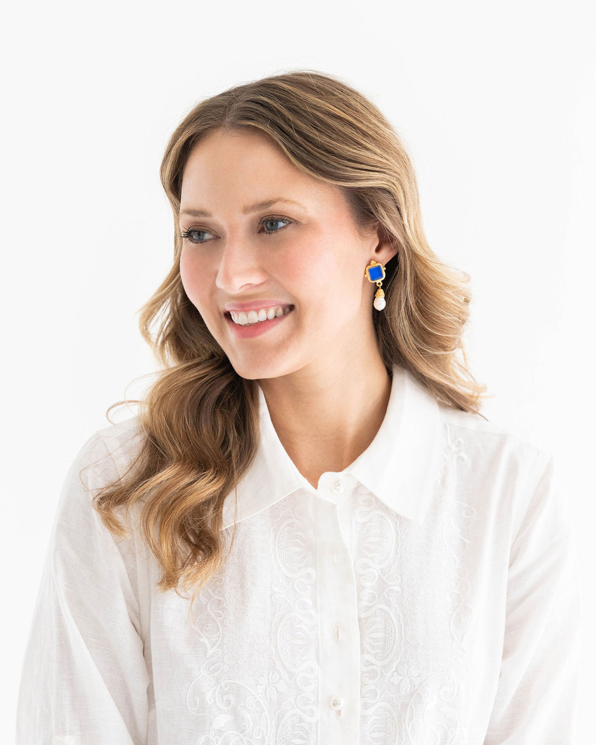 CHARLOTTE PEARL DROP EARRING