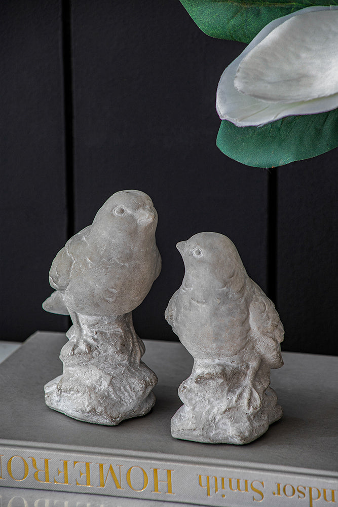 Aria cement birds. 901401