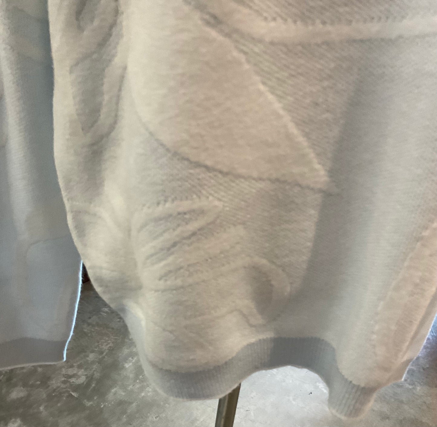23205dd DREAM BLUE SWEATER