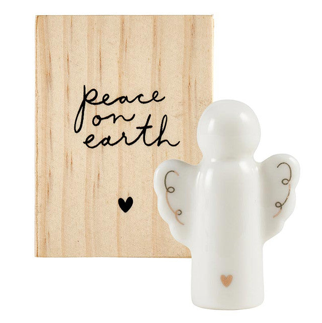 Ceramic Figurine Pine Wood Box P5781