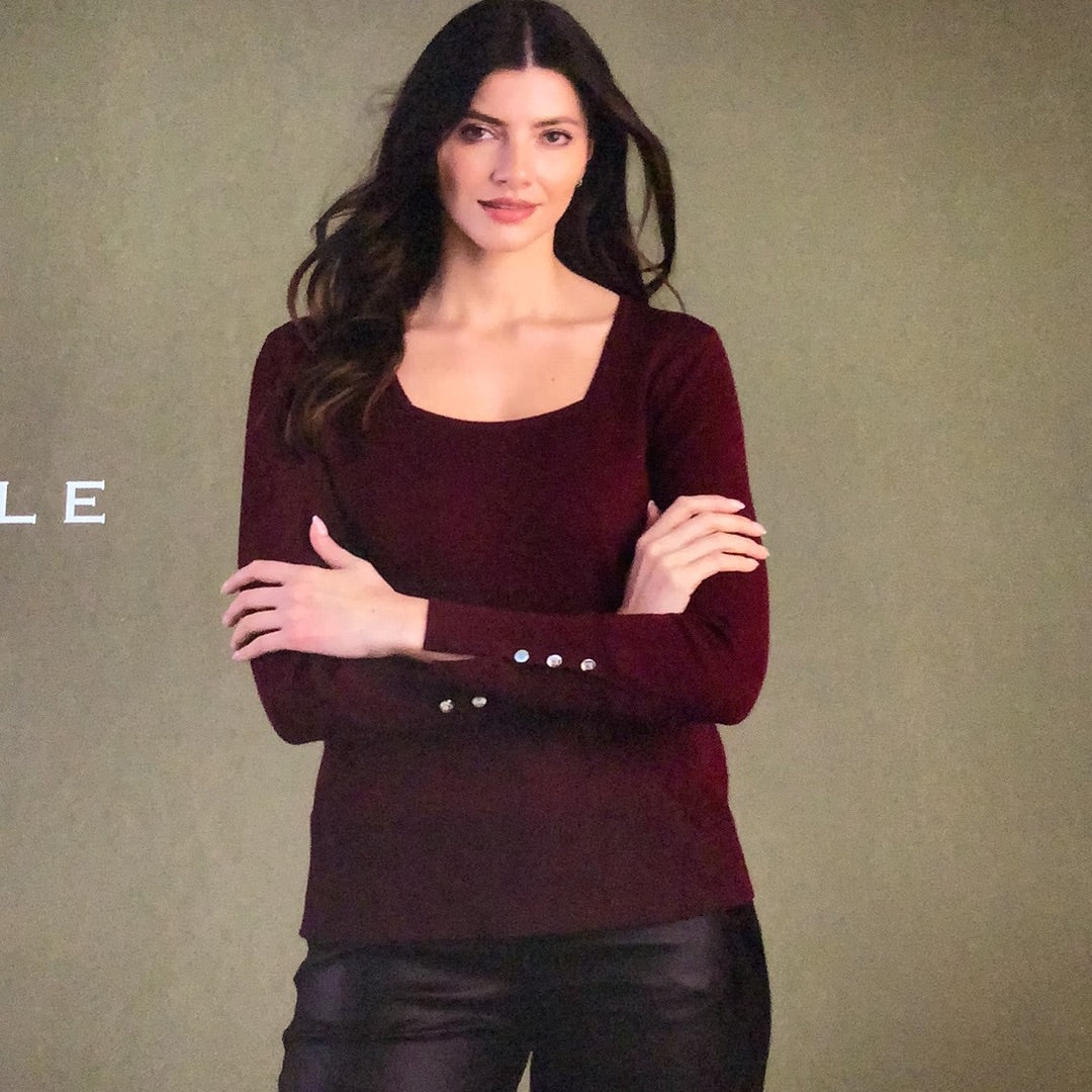 7108 BURGUNDY SQUARE NECK SWEATER