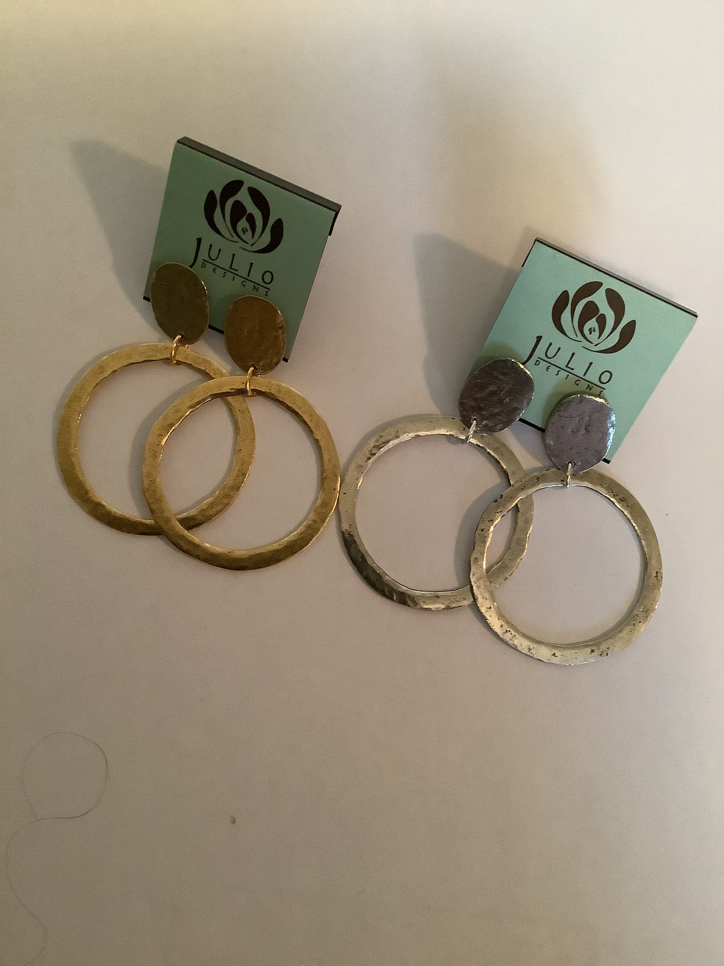 ER411 HOOP EARRING