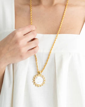 3368LG GLD W MOP BEE PENDANT LG CHAIN NECKLACE Sophie Long Engraved Bee Necklace