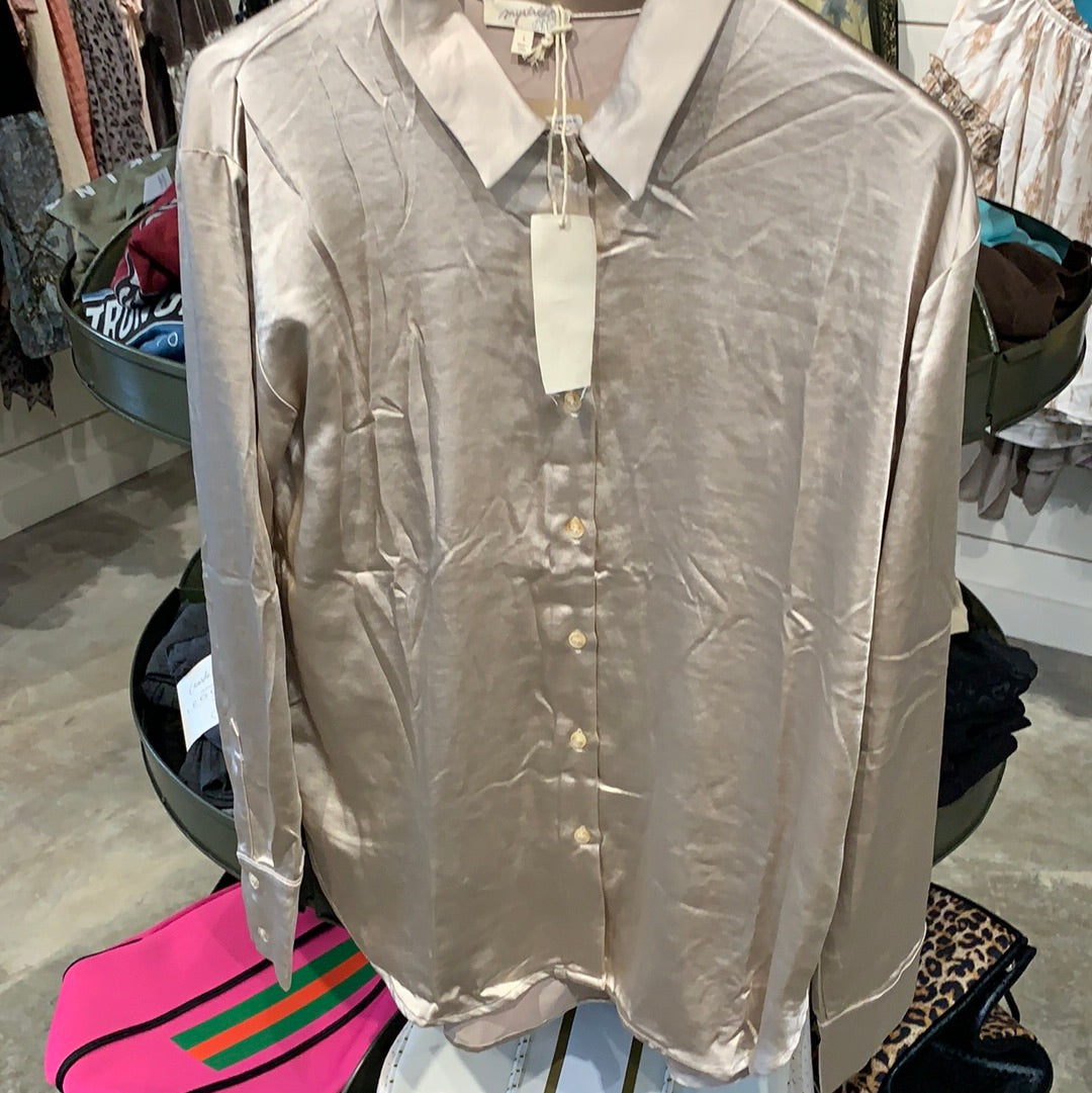 19531C CHAMPAGNE SILK TOP