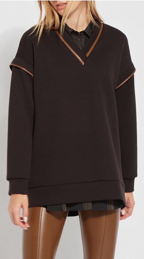 23-3083-M3 QUILTED CONVERTIBLE SWEATSHIRT