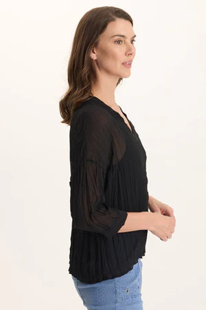 Hoyt Crinkle Pleat 3/4-Sleeve V-Neck 14750