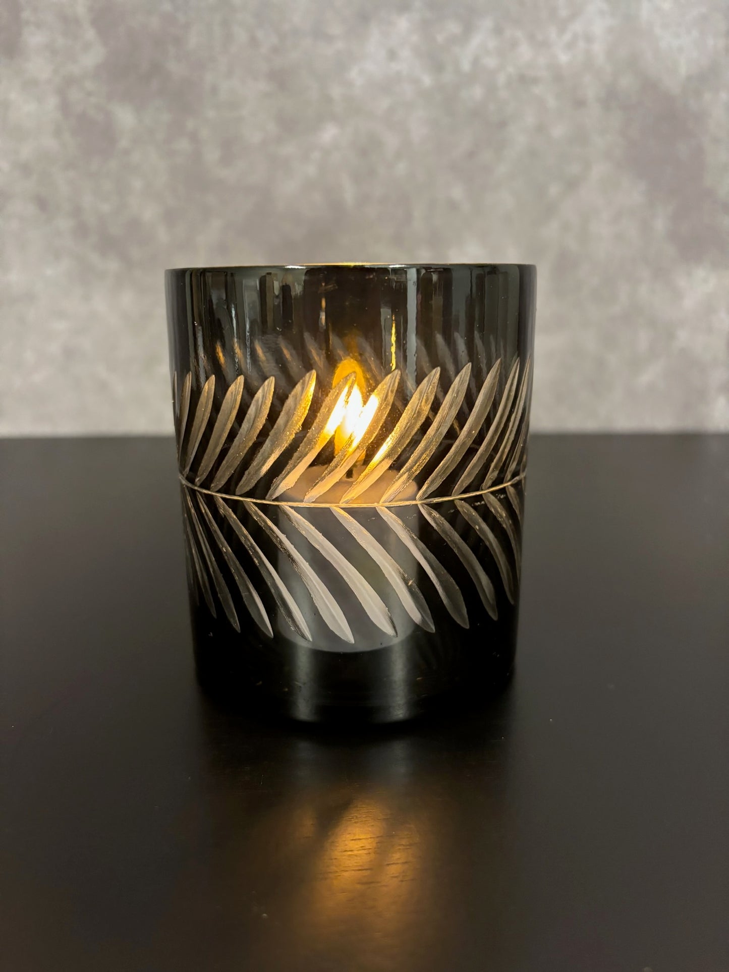 GRAPHITE GLOW HURRICANE