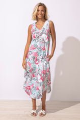 FIJI STYLE  FLORAL CLOTHING