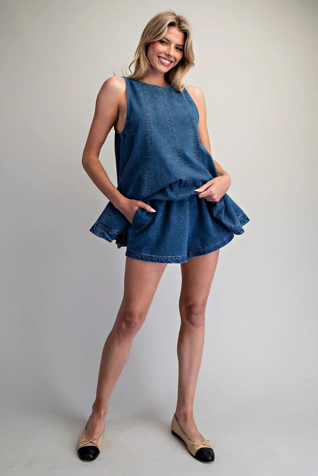 SOLID ELASTIC WAITST SHORT PH15447