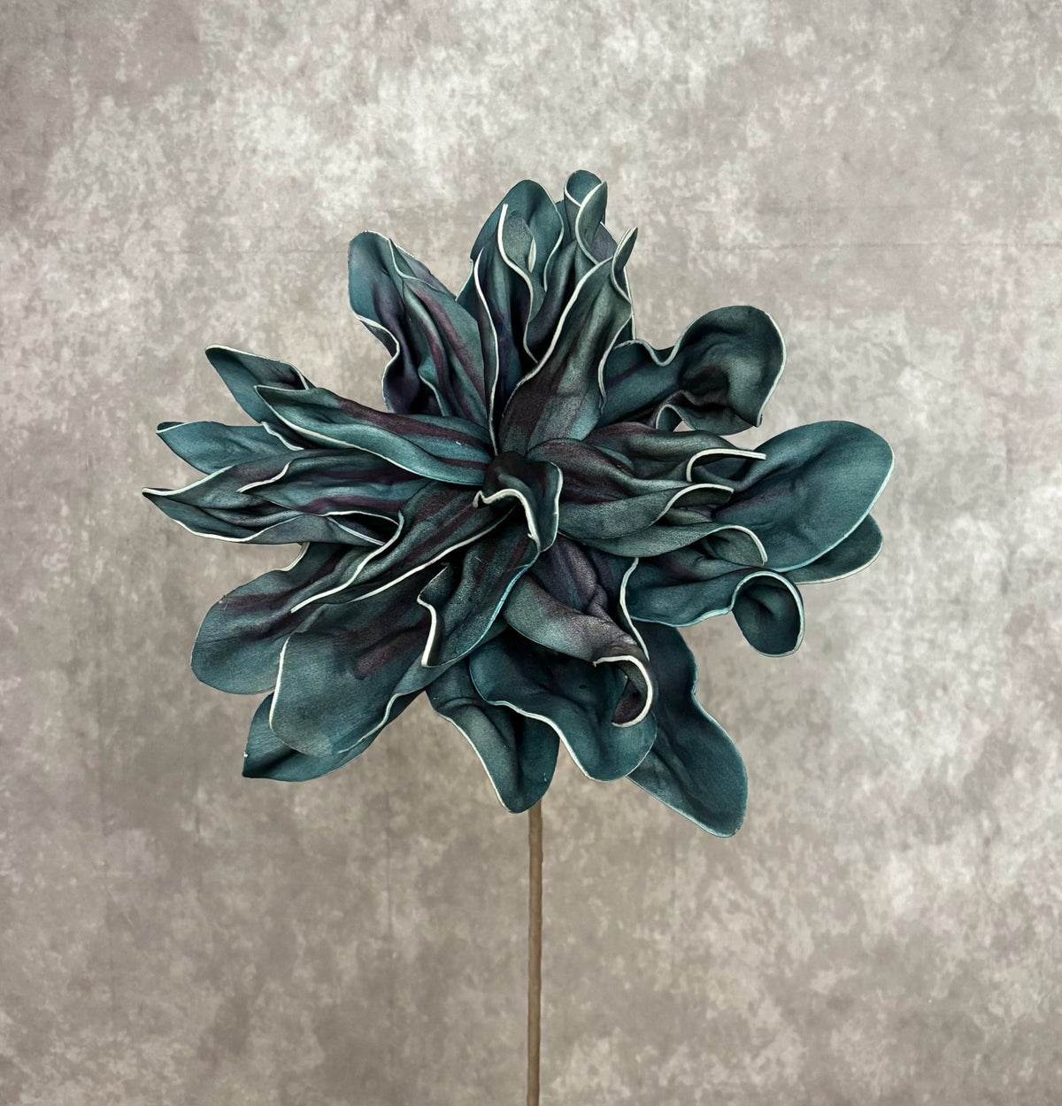 DEEP TEAL BLOOM 31.5″  FF705228