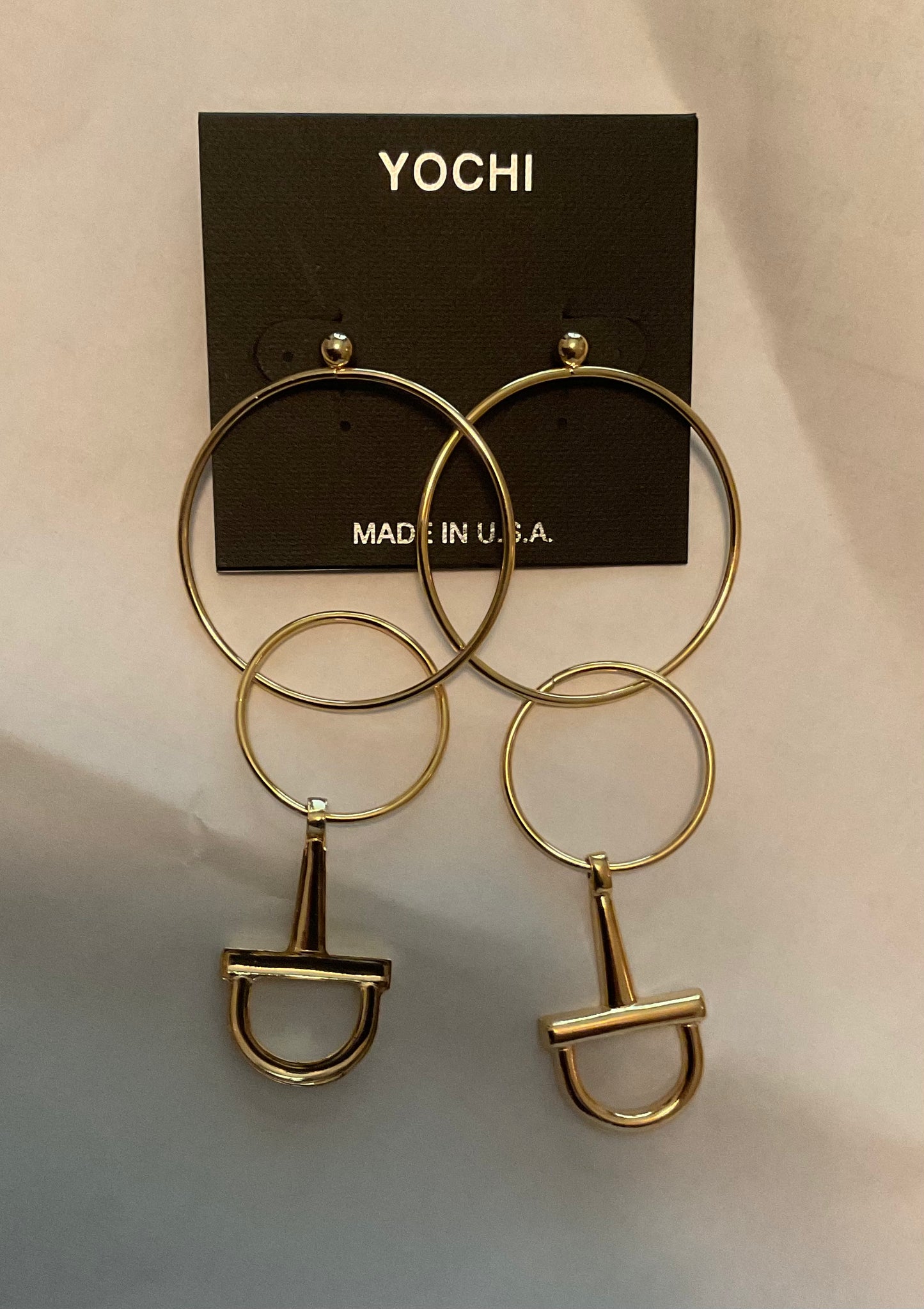 EP3715 DOUBLE HOOP EARING WITH HORSE BIT