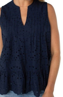 slvless pintuck woven top  LM8C73EE20