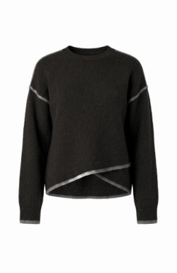 long slv crewneck sweater w cream tulip hem LM8M13SE12