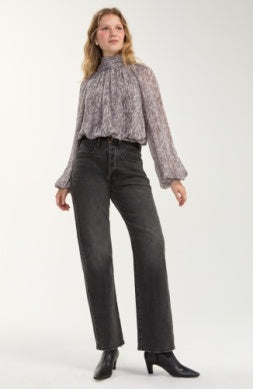long slv shirred mockneck woven top LM8L89WN10
