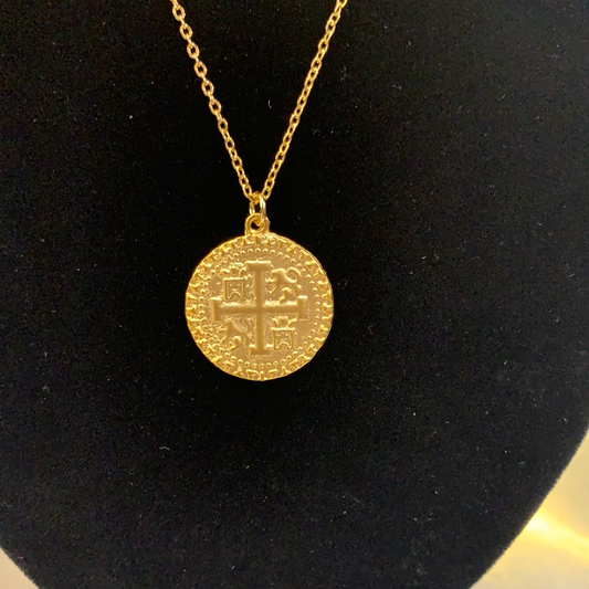 19703 18K GOLD PLATED ORNATE CROSS MEDALLION NECKLACE