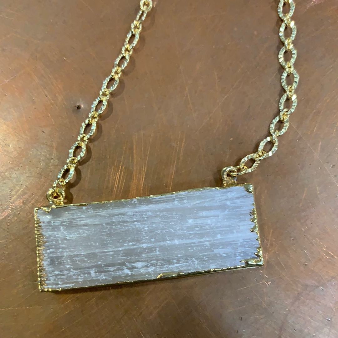 GILDED EDGE SELENITE BAR NECKLACE